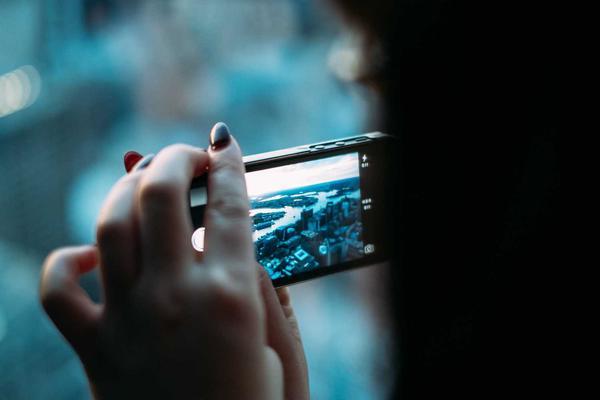فاونديشن وقاعدة
